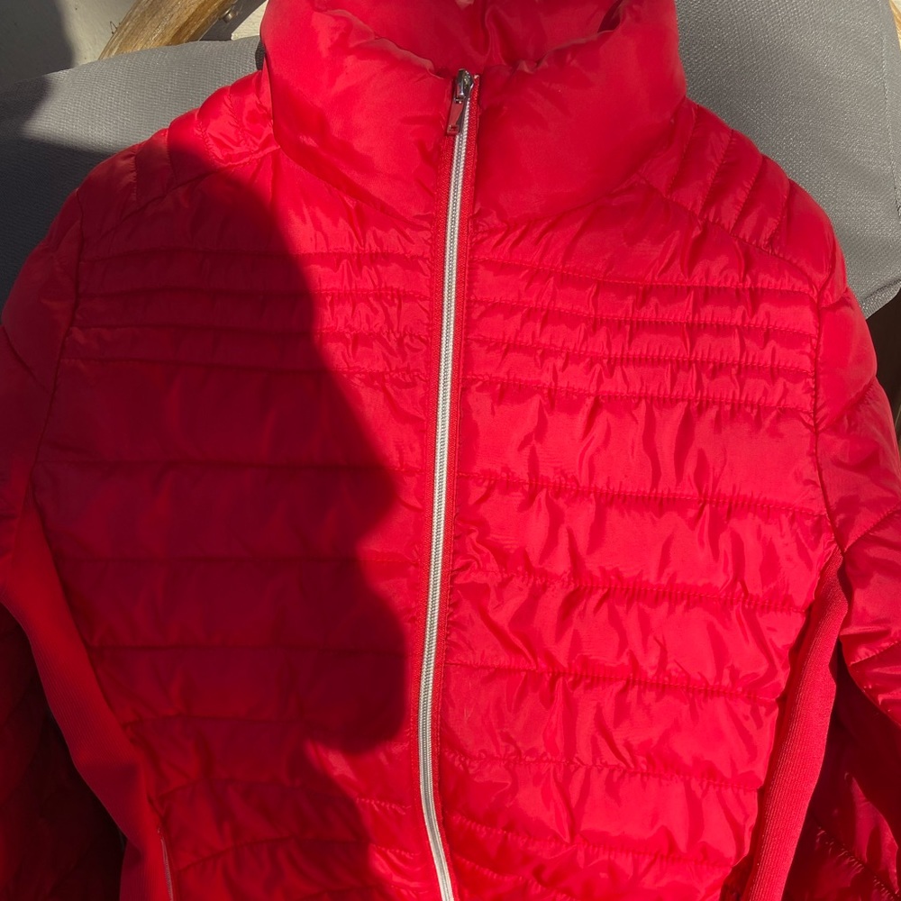 Nice warm lightweight coat |Size Small |Cherry Red